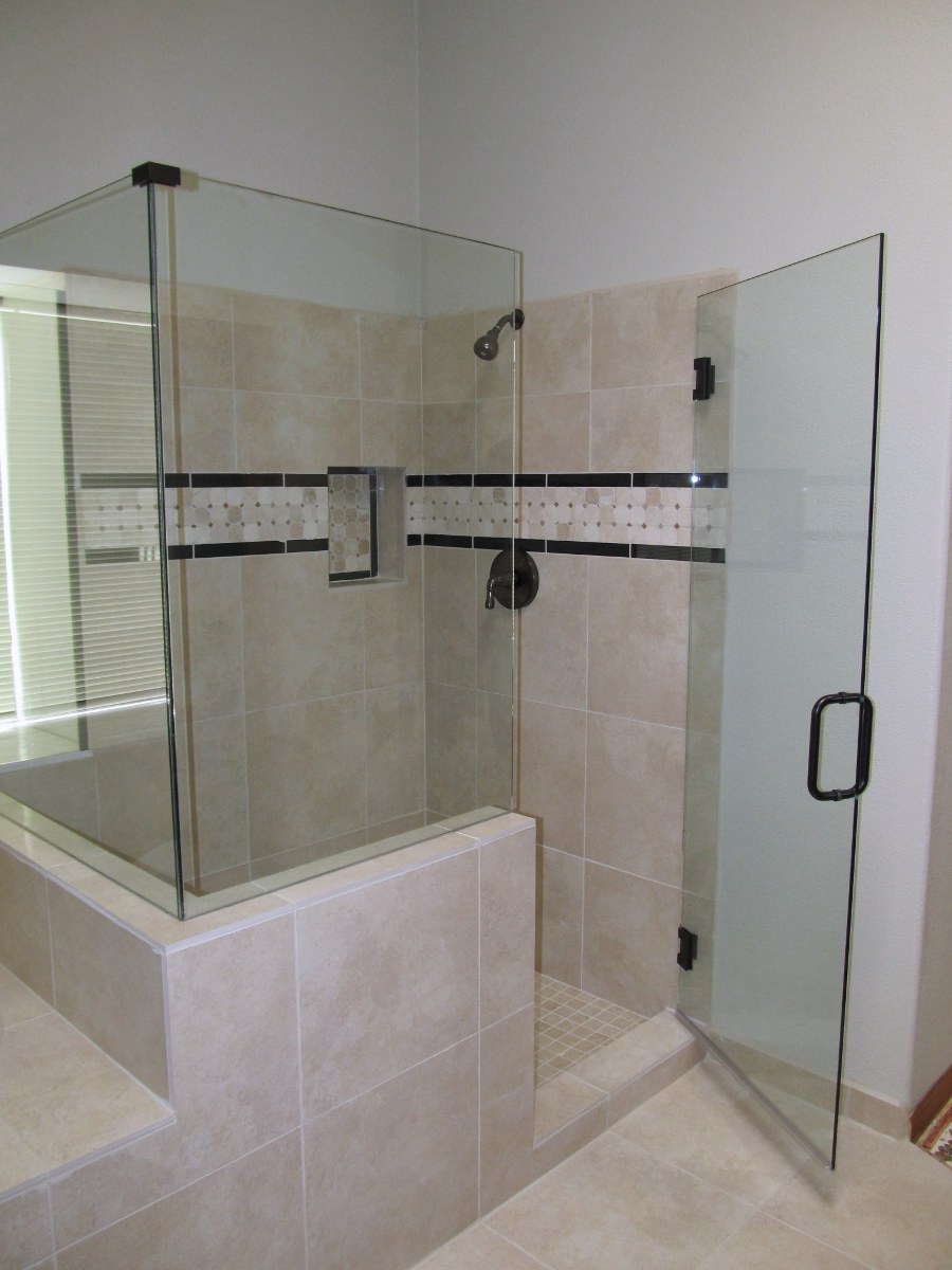 seamless tub shower doors